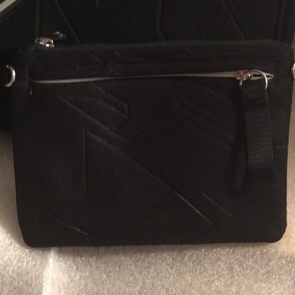 Go Dash Dot Isabelle Tote & Wristlet Black Fabric - Picture 4 of 7